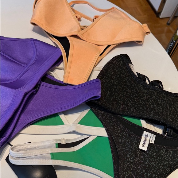 Hoaka sets - Picture 1 of 5